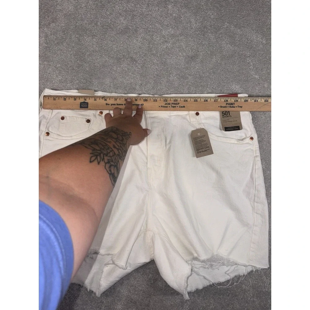 levis 501 shorts white‎ button fly nwt 18w
